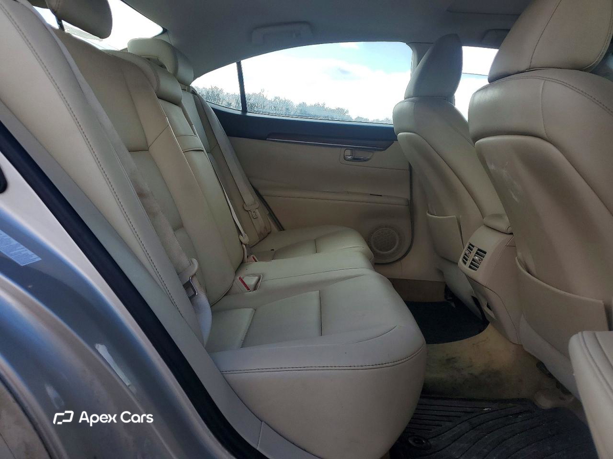 Lexus ES 2013