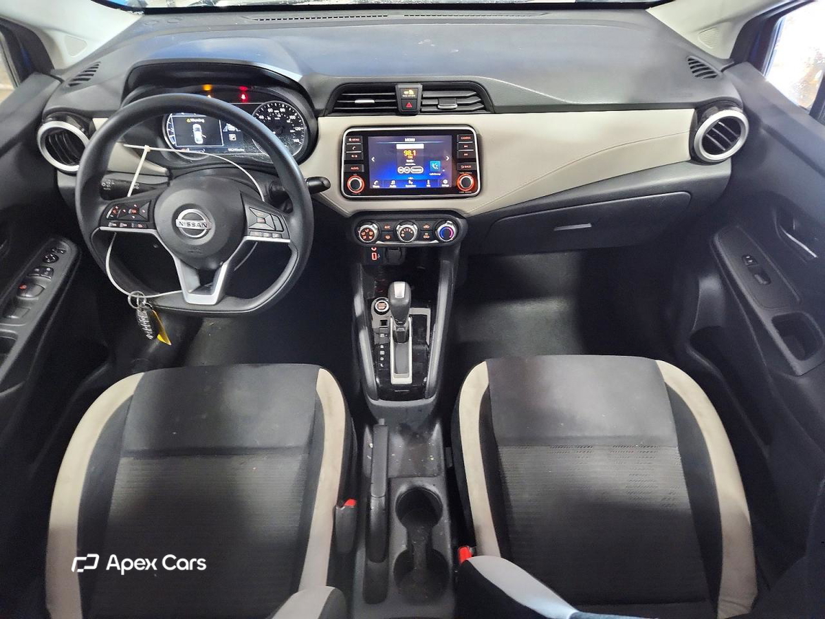 Nissan Versa 2021