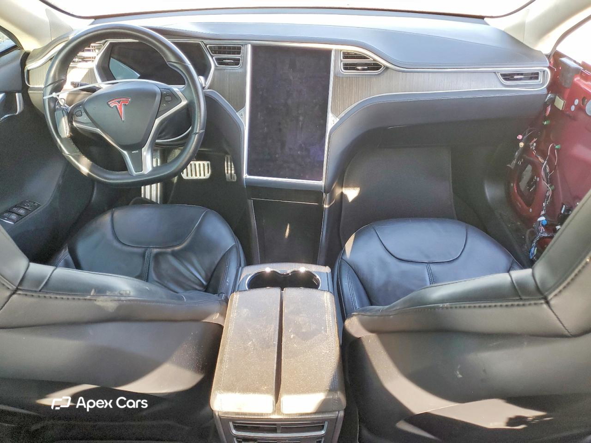 Tesla Model S 2013