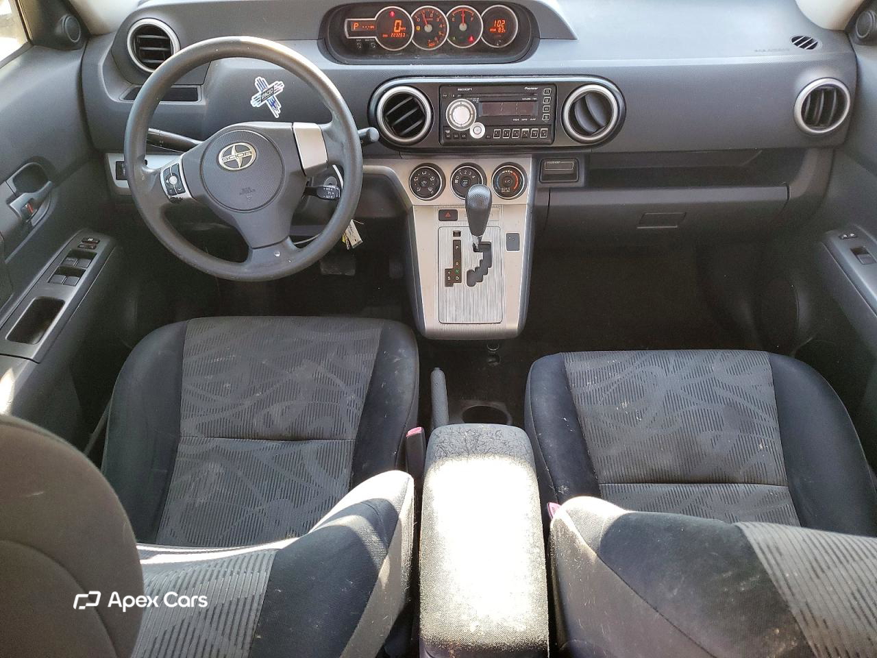 Toyota  2011