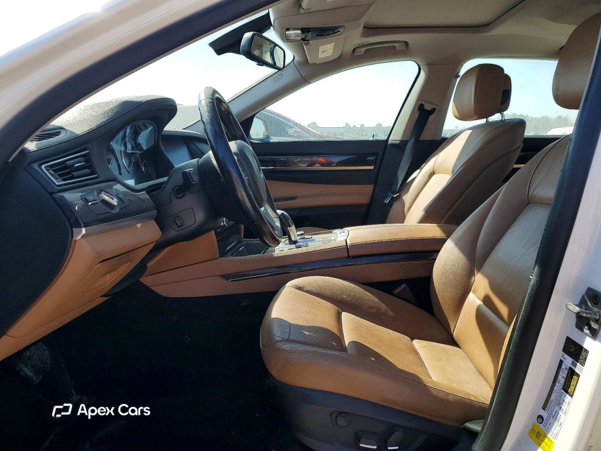 BMW Series 7 2012