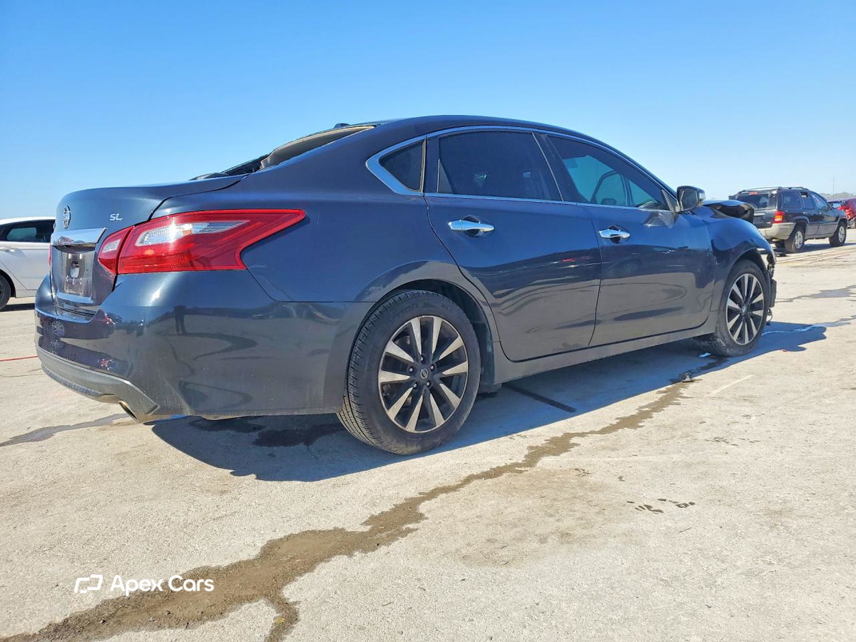 Nissan Altima 2018