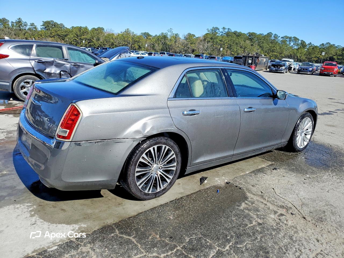 Chrysler 300 2012