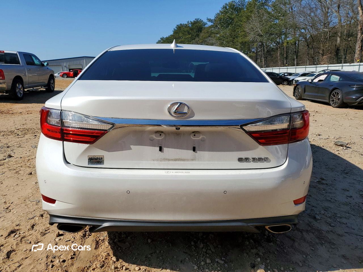Lexus ES 2017
