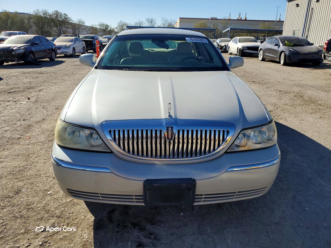 Lincoln Town Car 2005