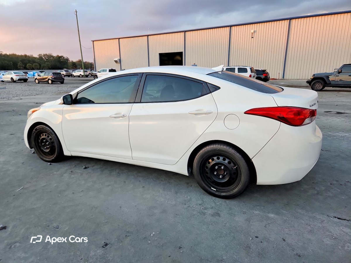 Hyundai Elantra 2013