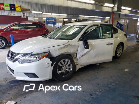 Nissan Altima 2018 - Image 1 of 13