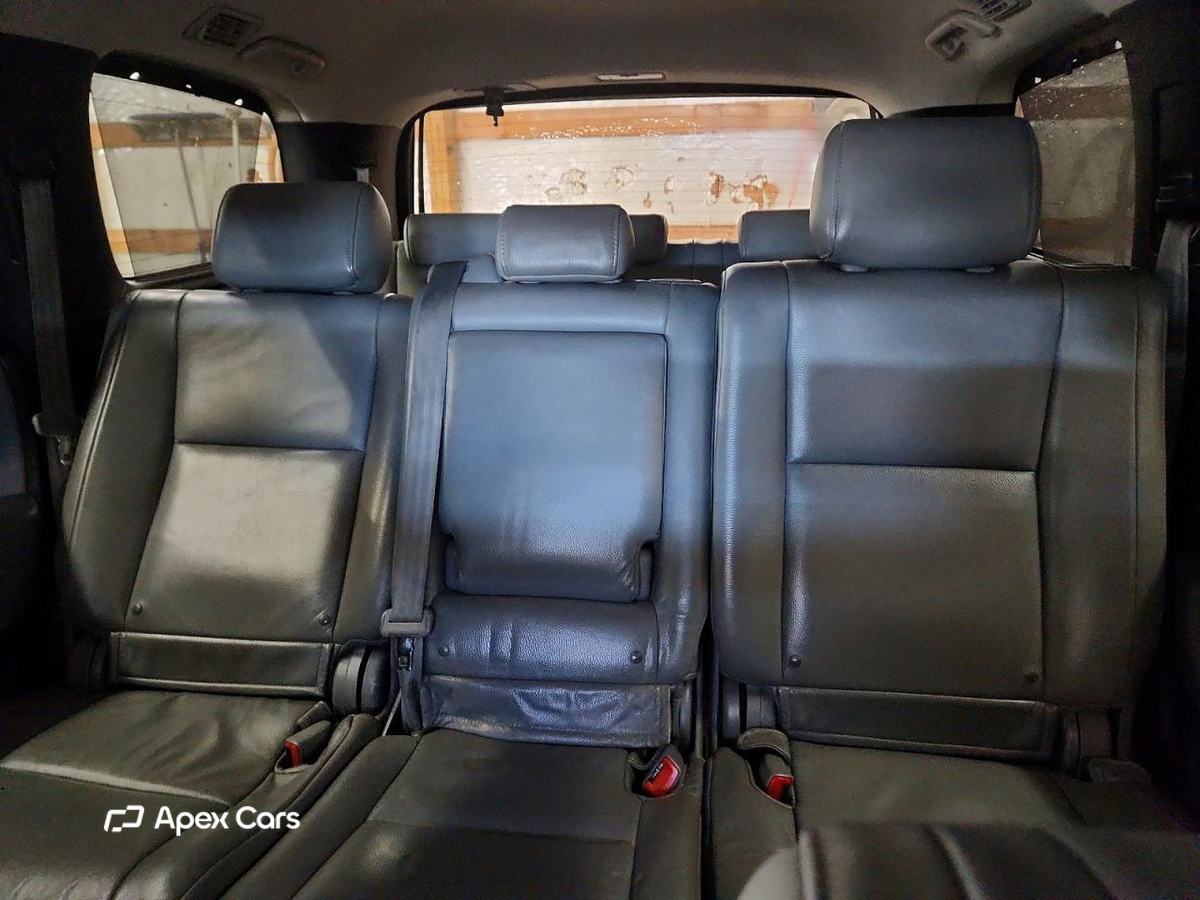 Toyota Sequoia 2010