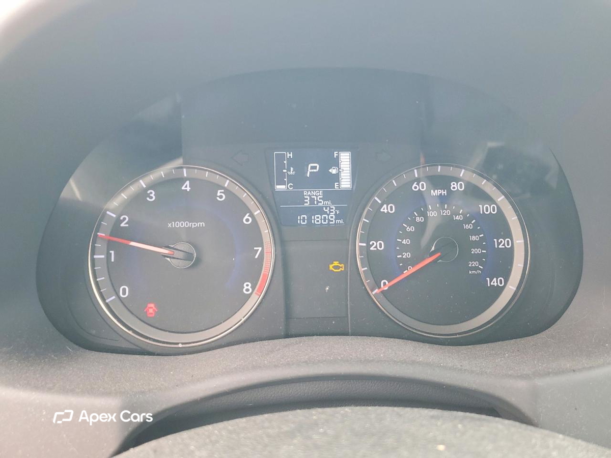 Hyundai Accent 2015