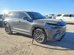 Lexus TX 2025