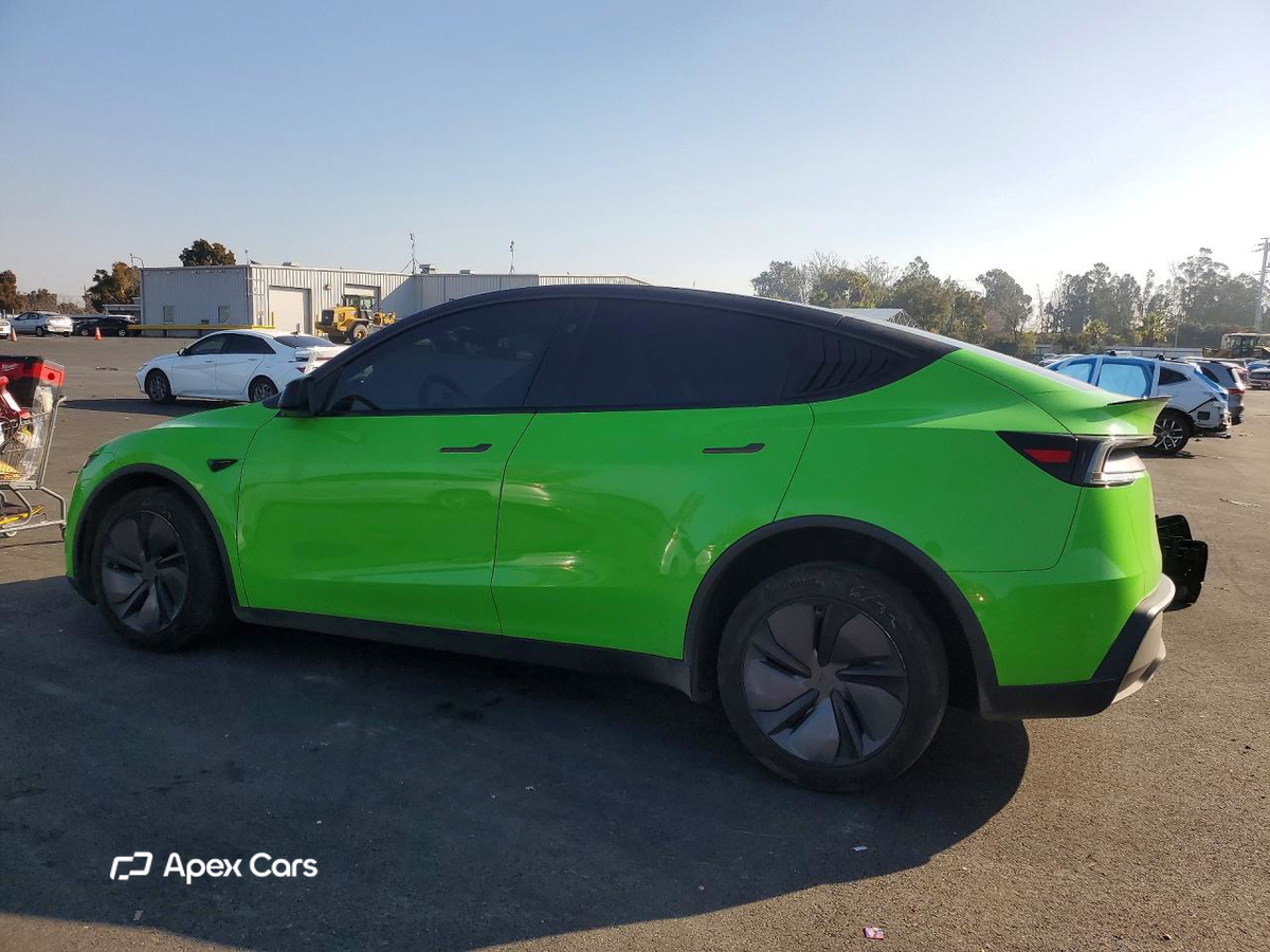 Tesla Model Y 2026