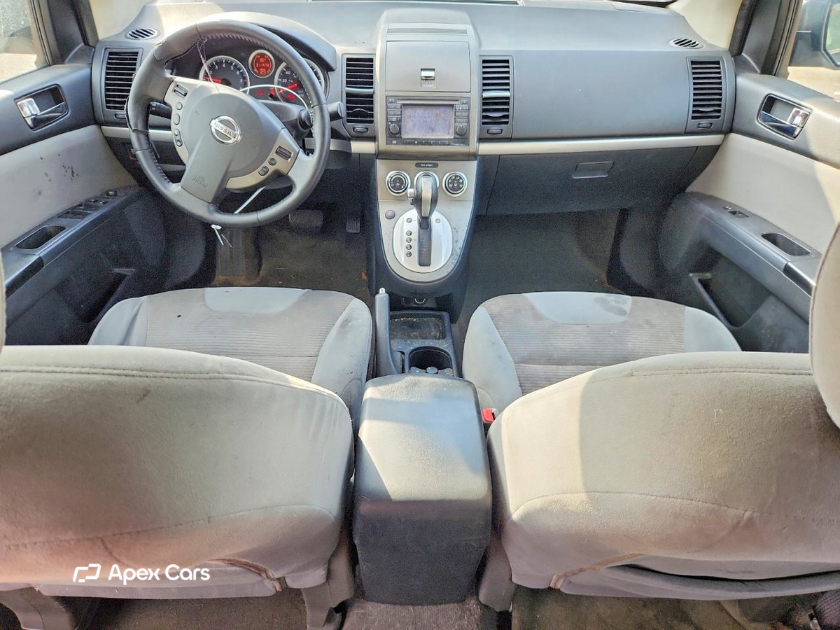 Nissan Sentra 2012