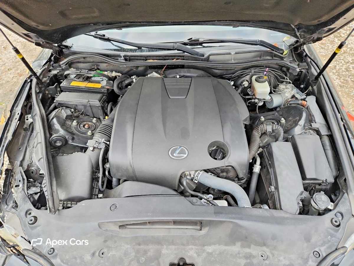 Lexus IS 2015