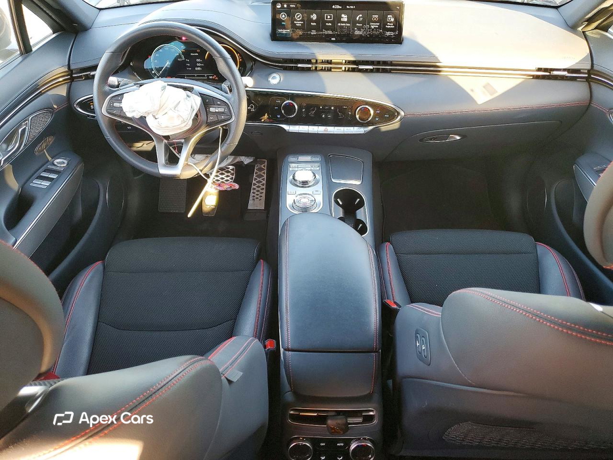 Genesis GV70 2023