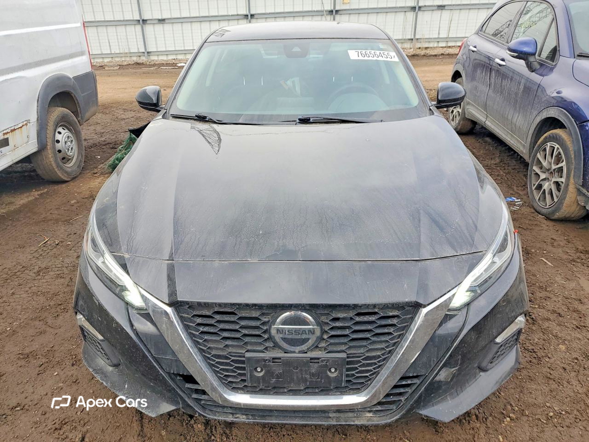 Altima 2021