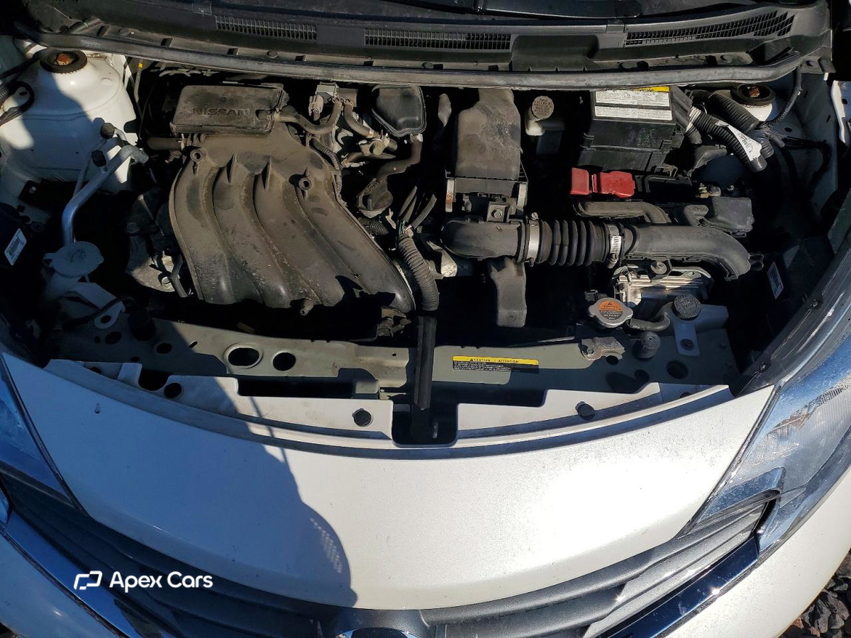 Nissan Versa 2015
