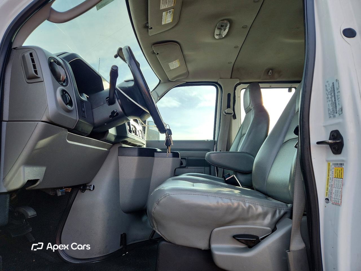 Ford Econoline 2009