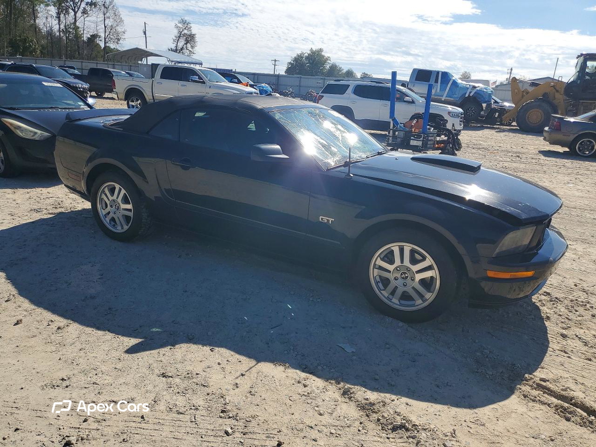 Ford Mustang 2007