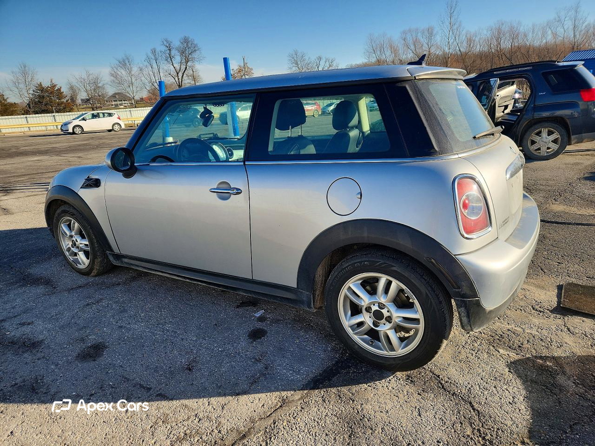 MINI Cooper 2011