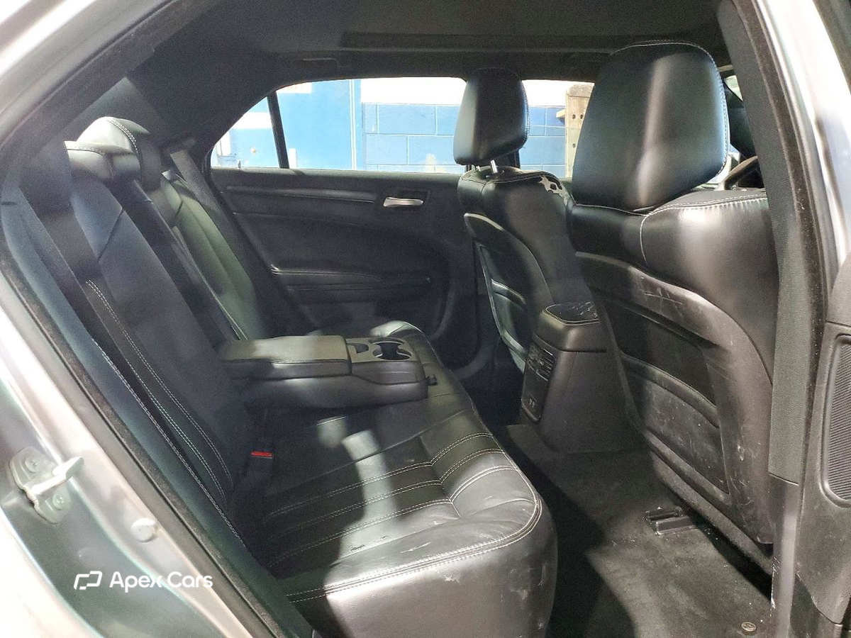 Chrysler 300 2015