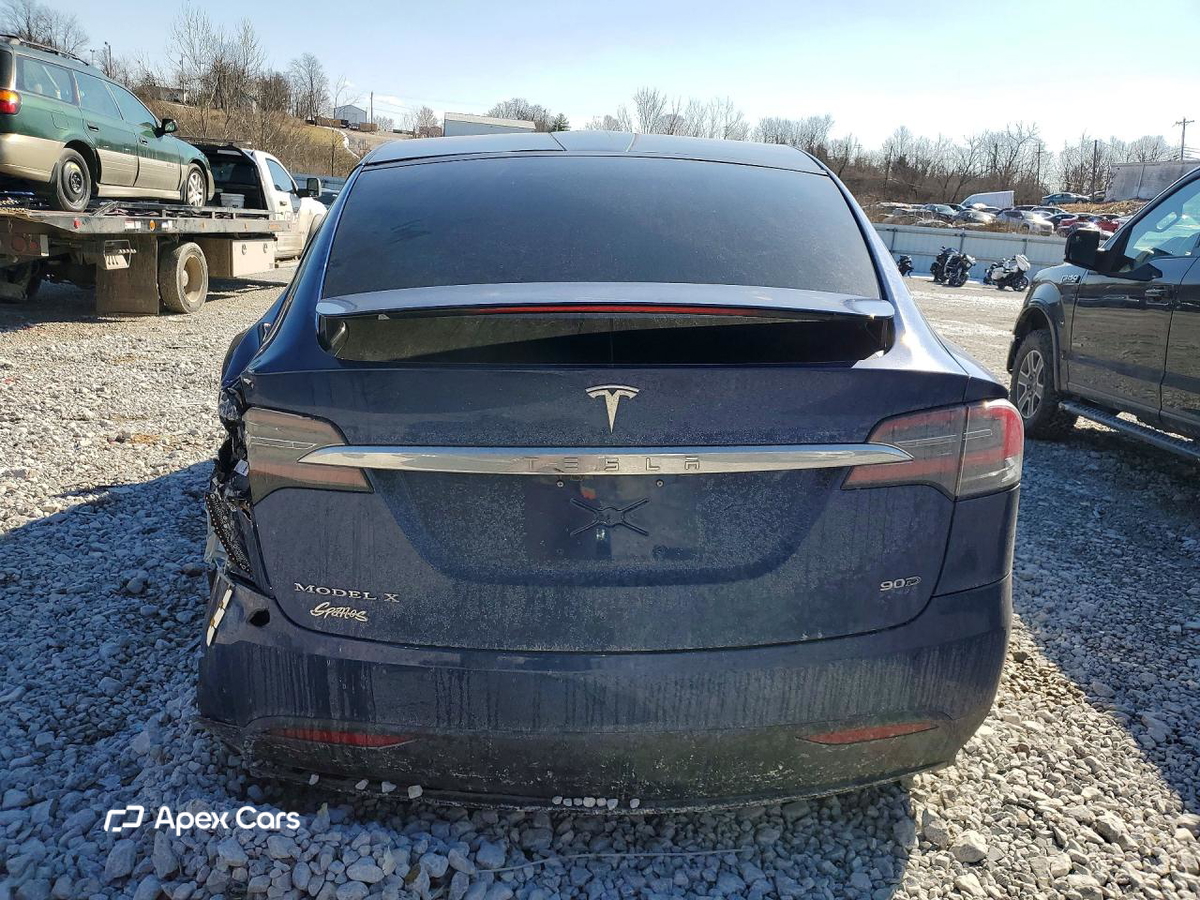 Tesla Model X 2016