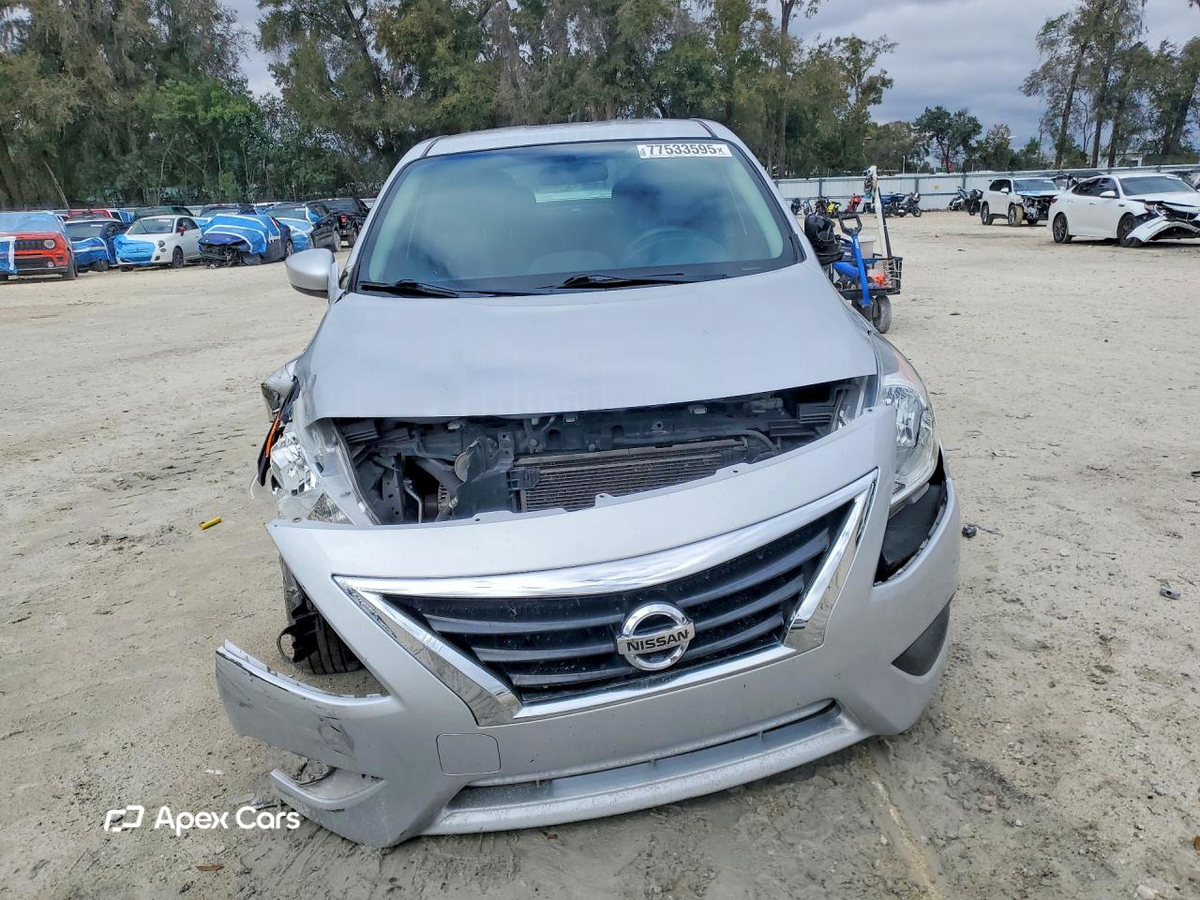 Nissan Versa 2018