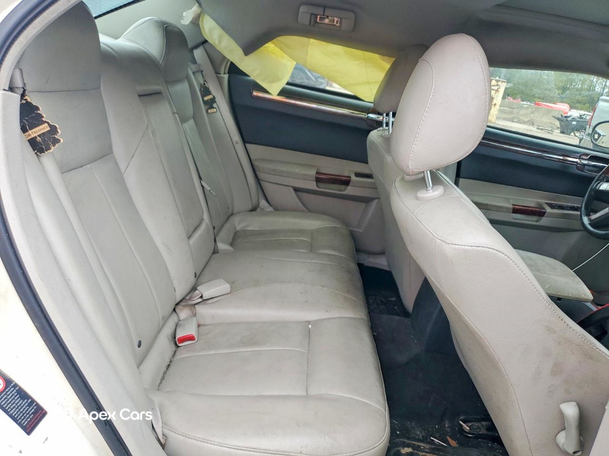 Chrysler 300 2005