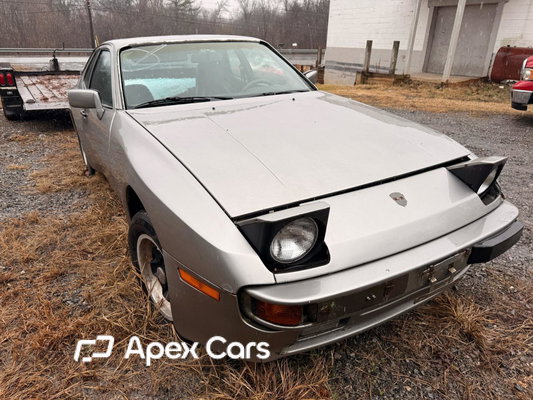 Porsche 944 1983 - Image 1 of 13