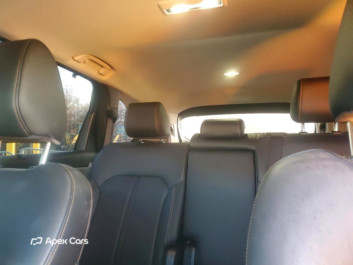 Mazda CX-90 2025