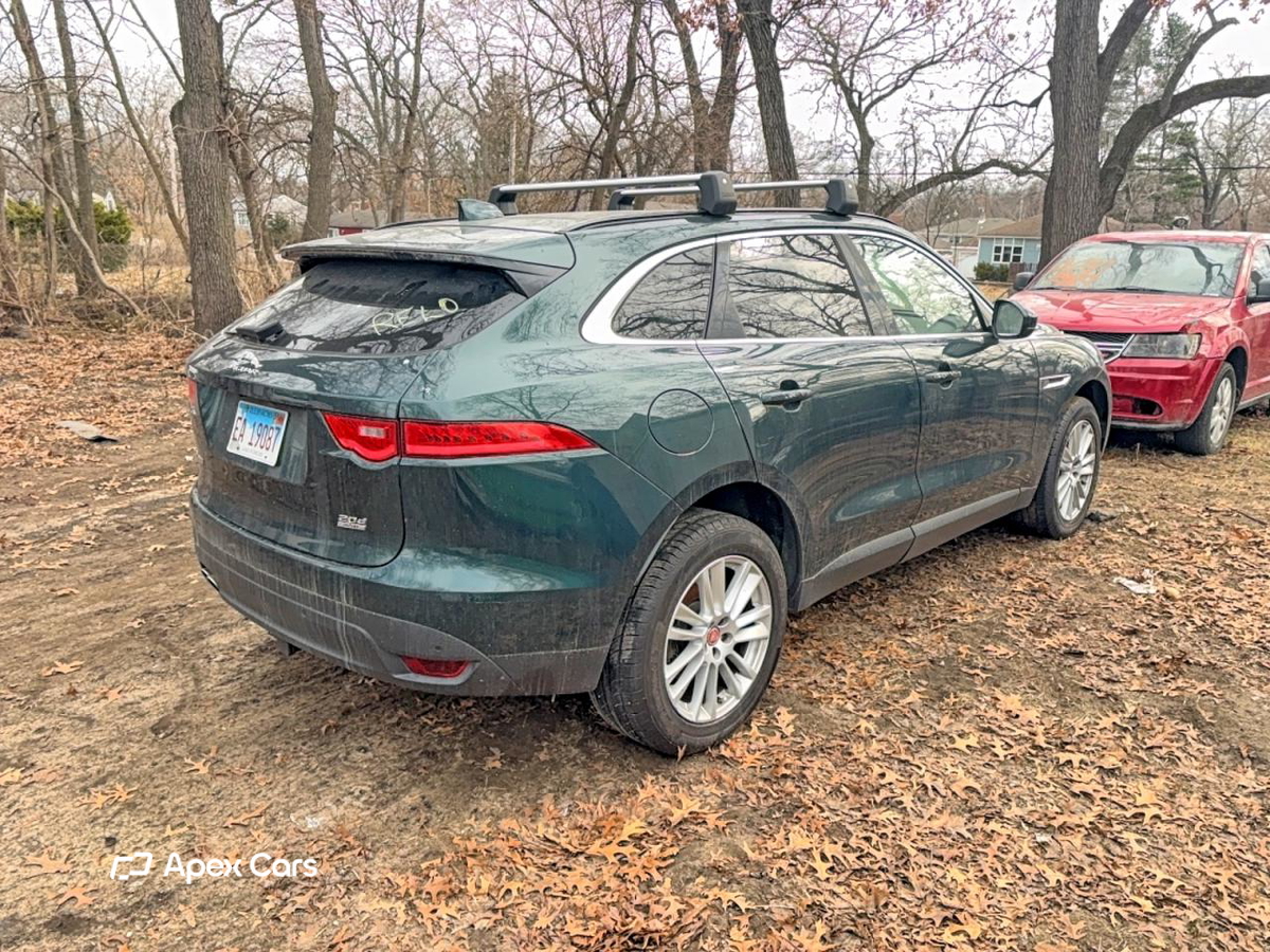 Jaguar F-Pace 2017