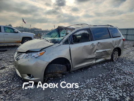 Toyota Sienna 2016 - Image 1 of 15