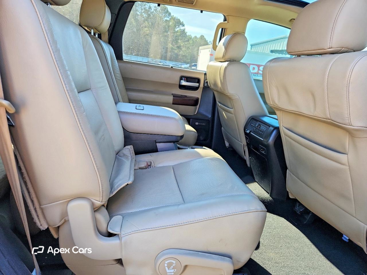 Toyota Sequoia 2015