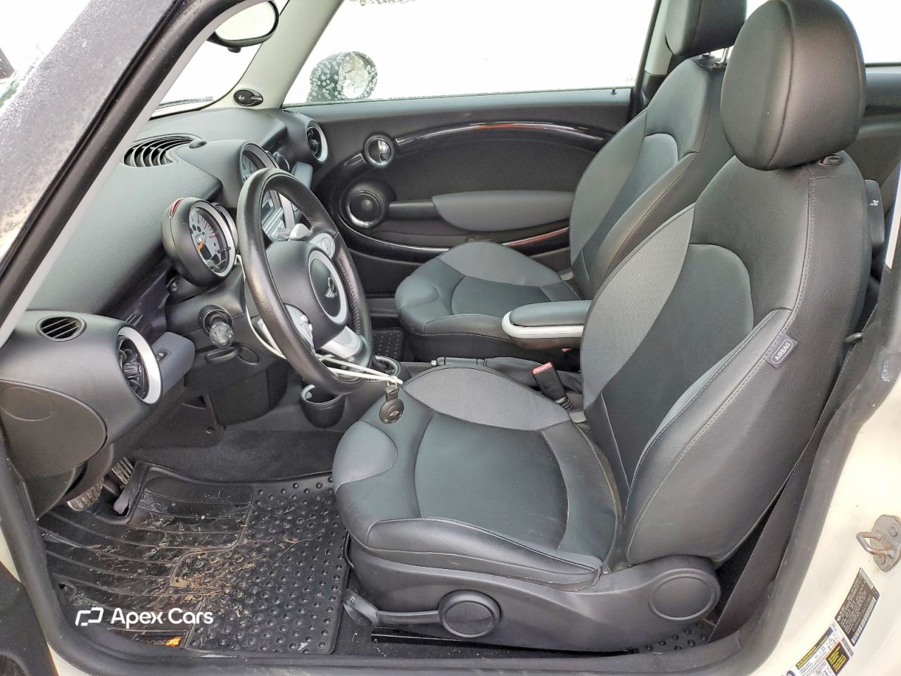 MINI Cooper 2010