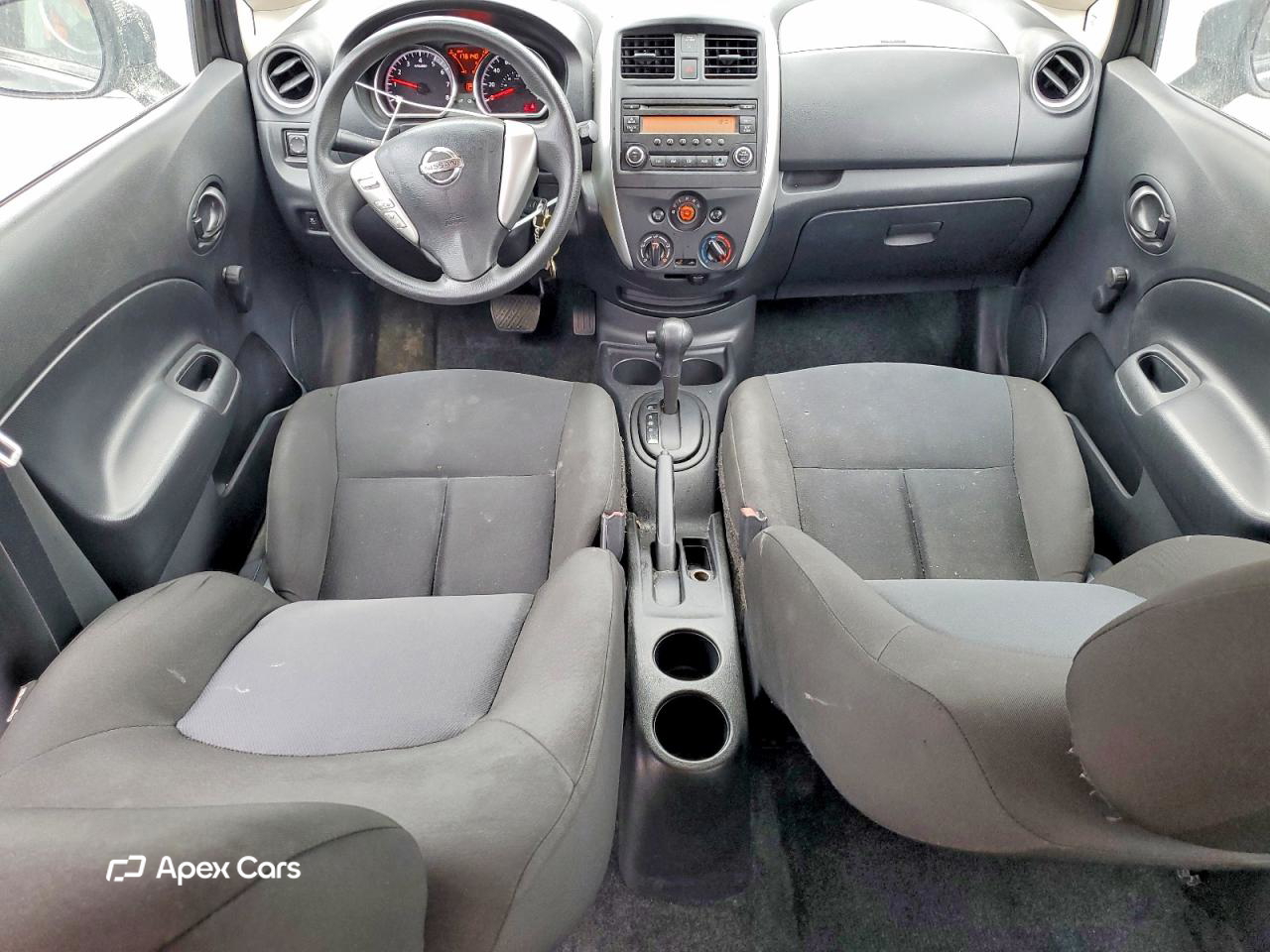 Nissan Versa 2016