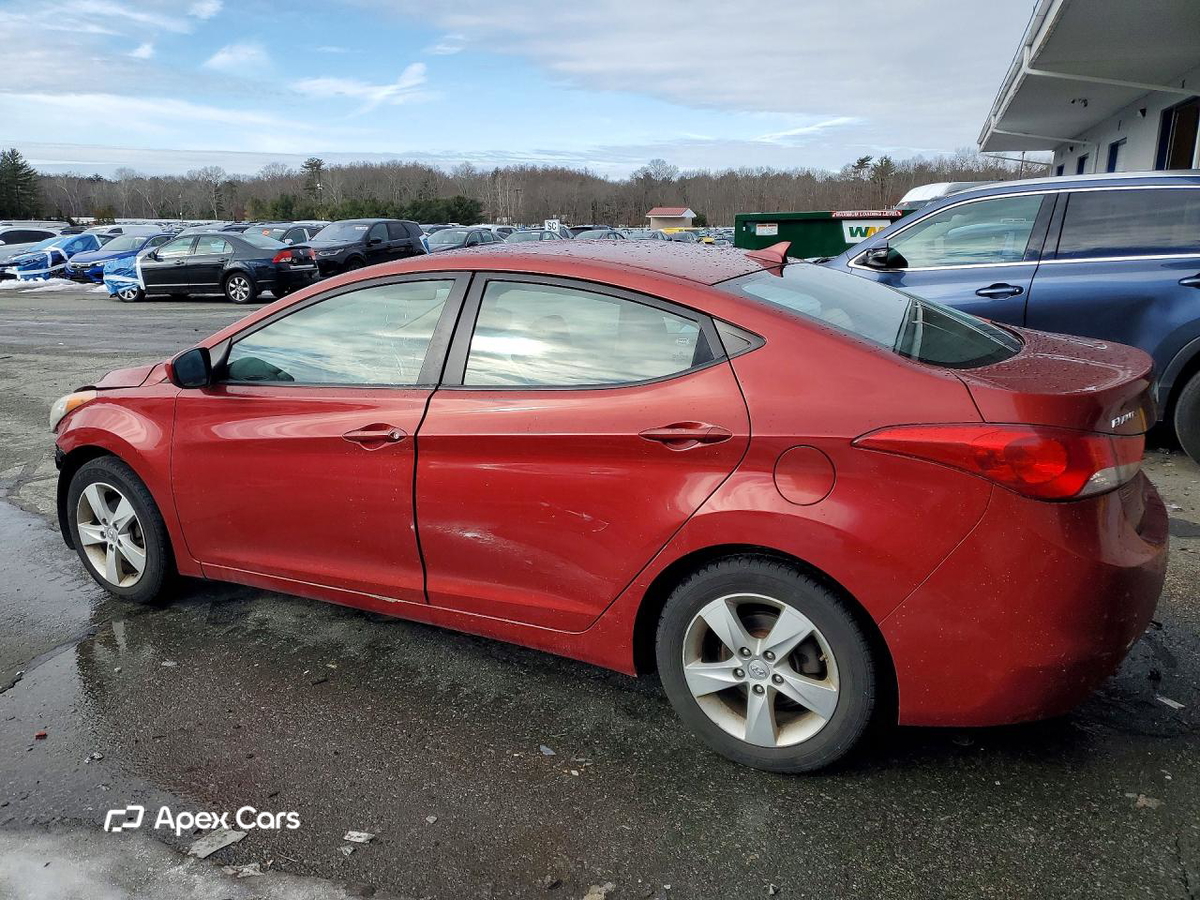 Hyundai Elantra 2011