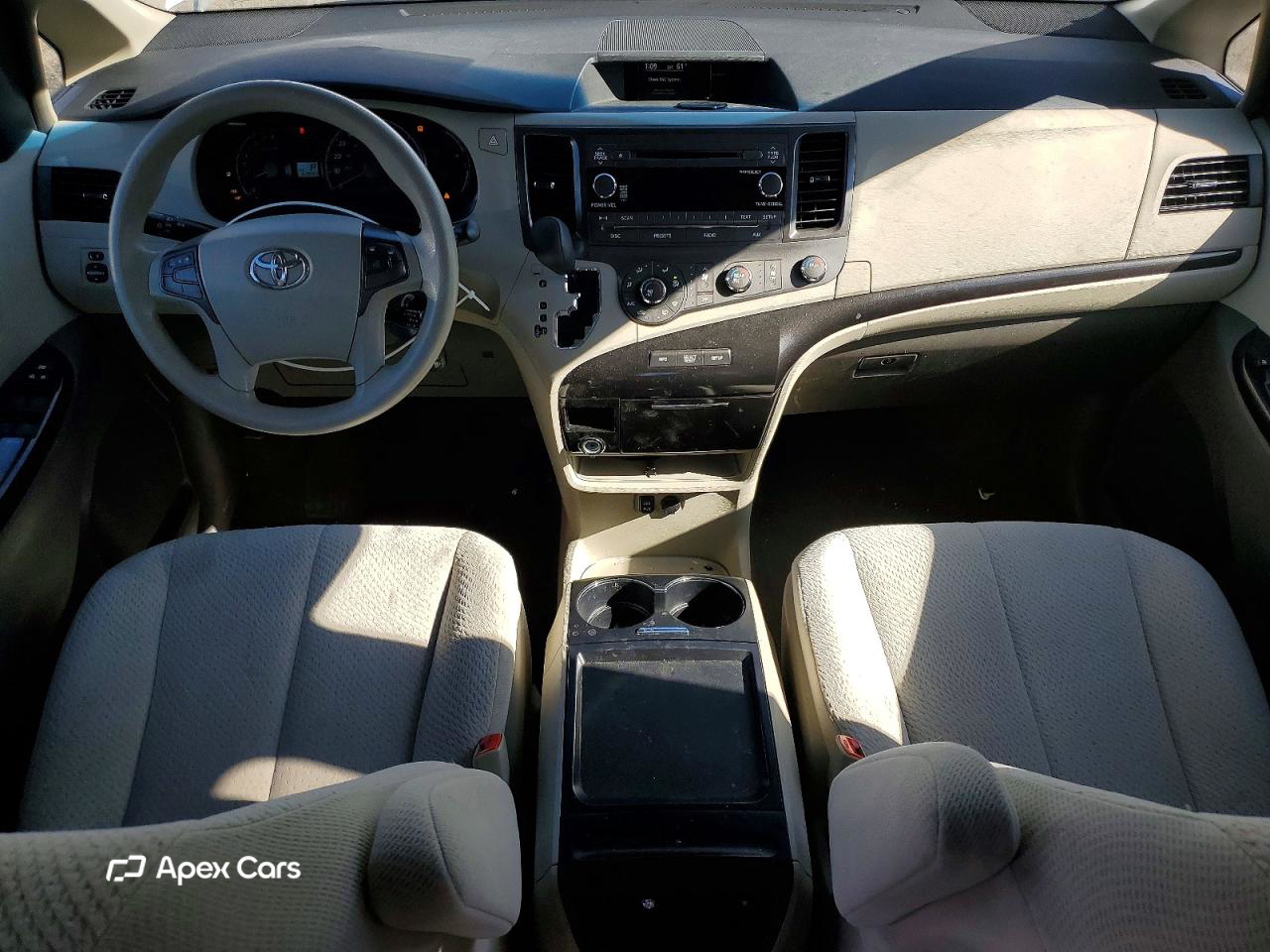 Toyota Sienna 2011