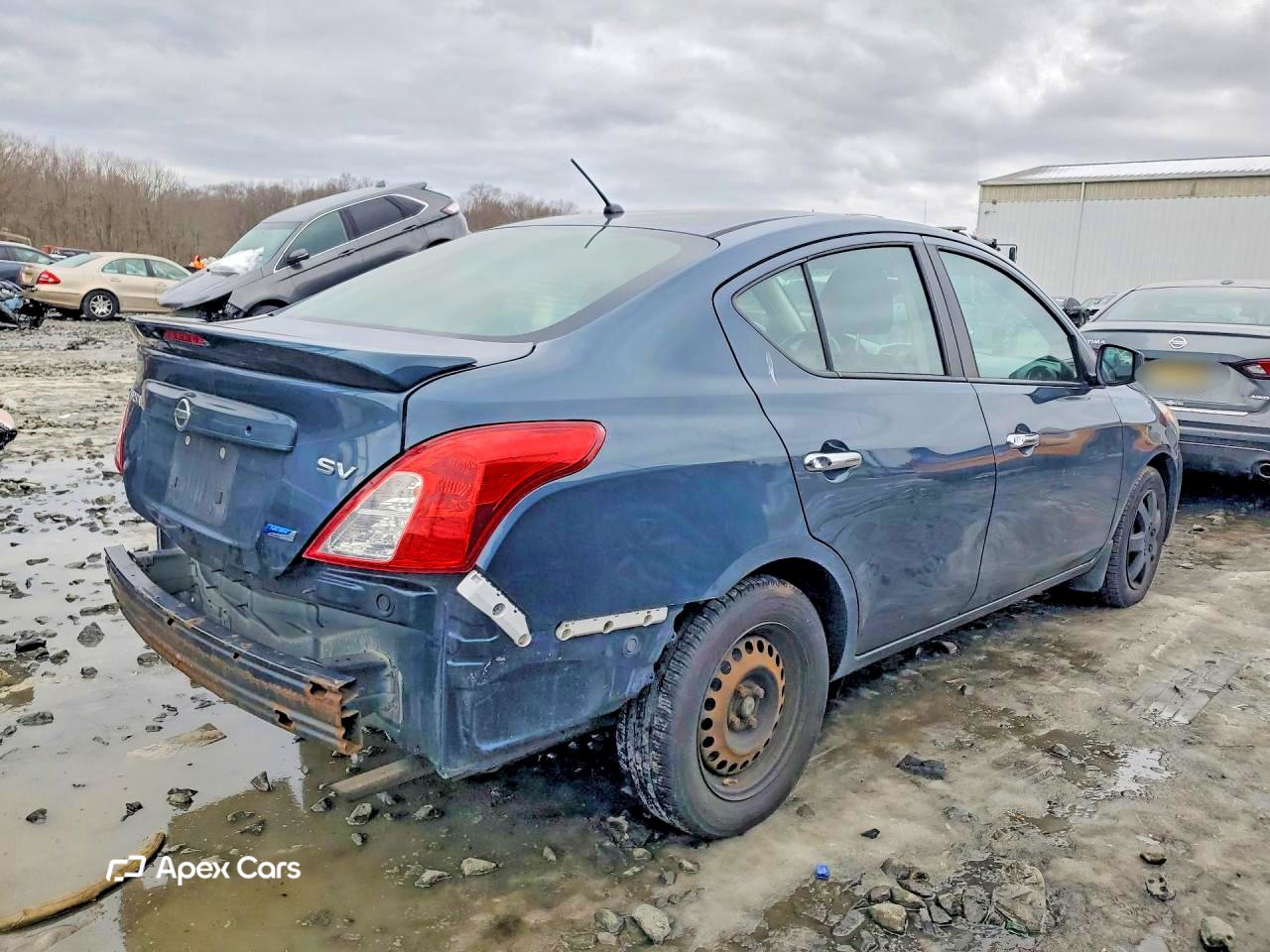 Nissan Versa 2015