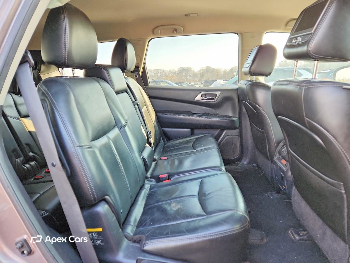 Nissan Pathfinder 2014