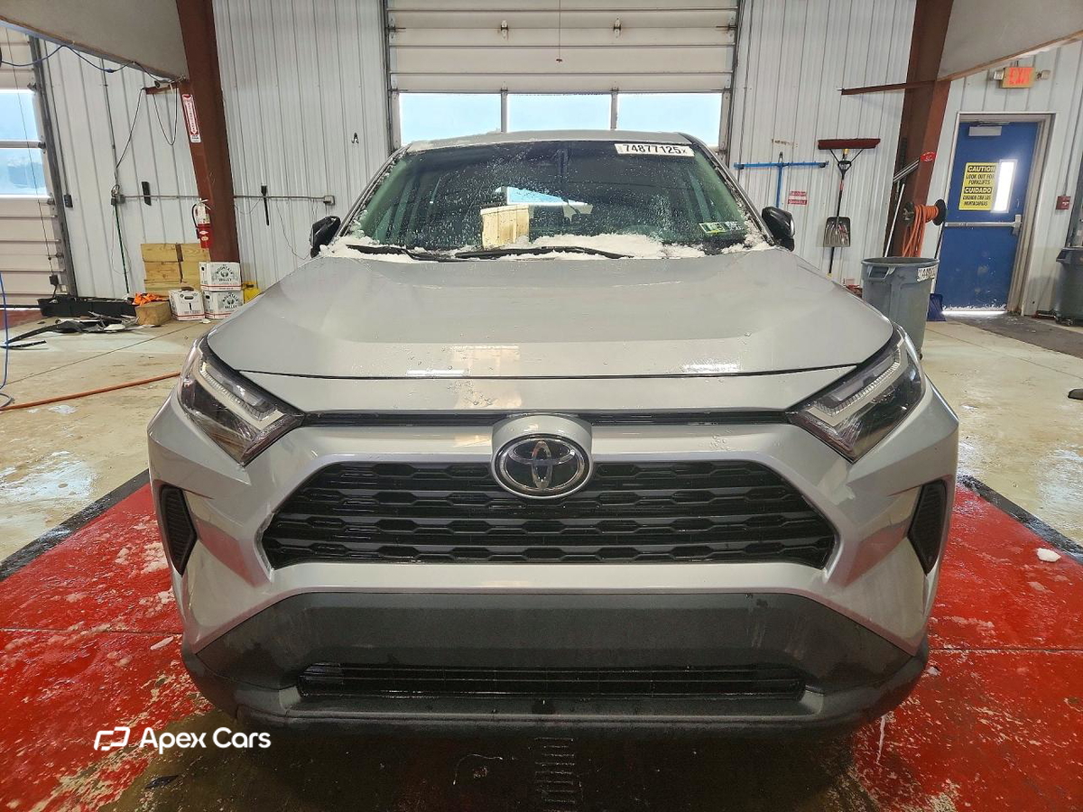 Toyota RAV 4 2025