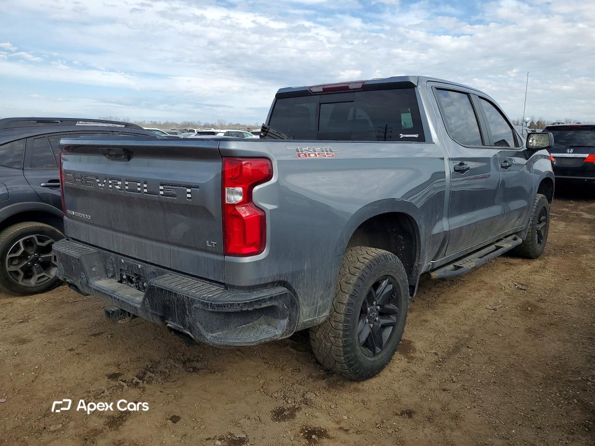 Chevrolet Silverado 2021