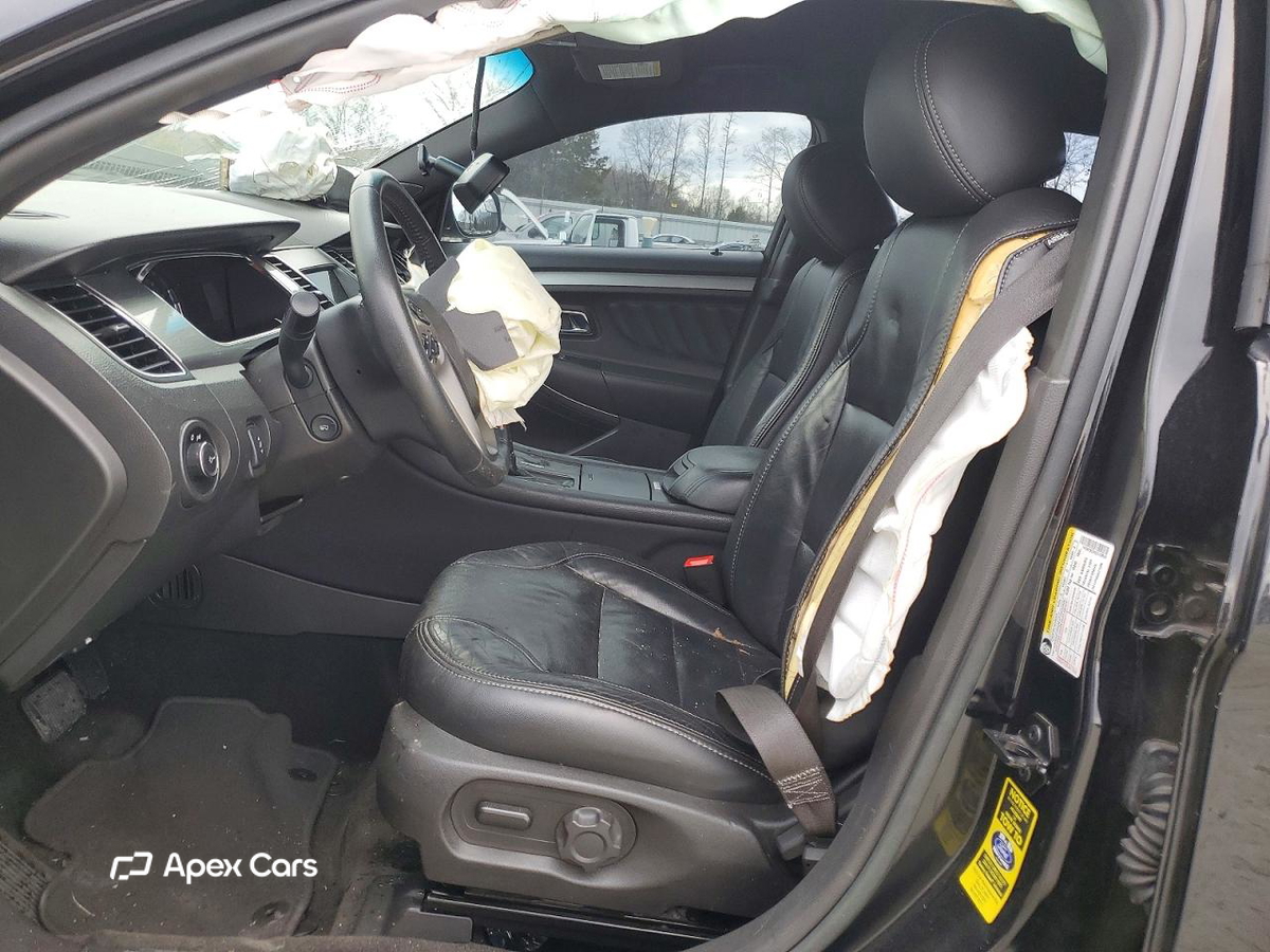 Ford Taurus 2016