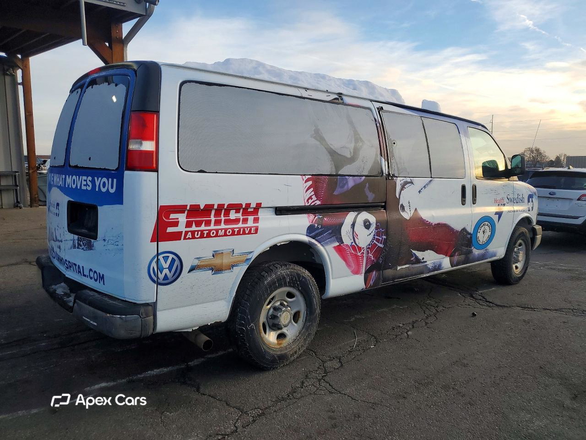 Chevrolet Express 2012