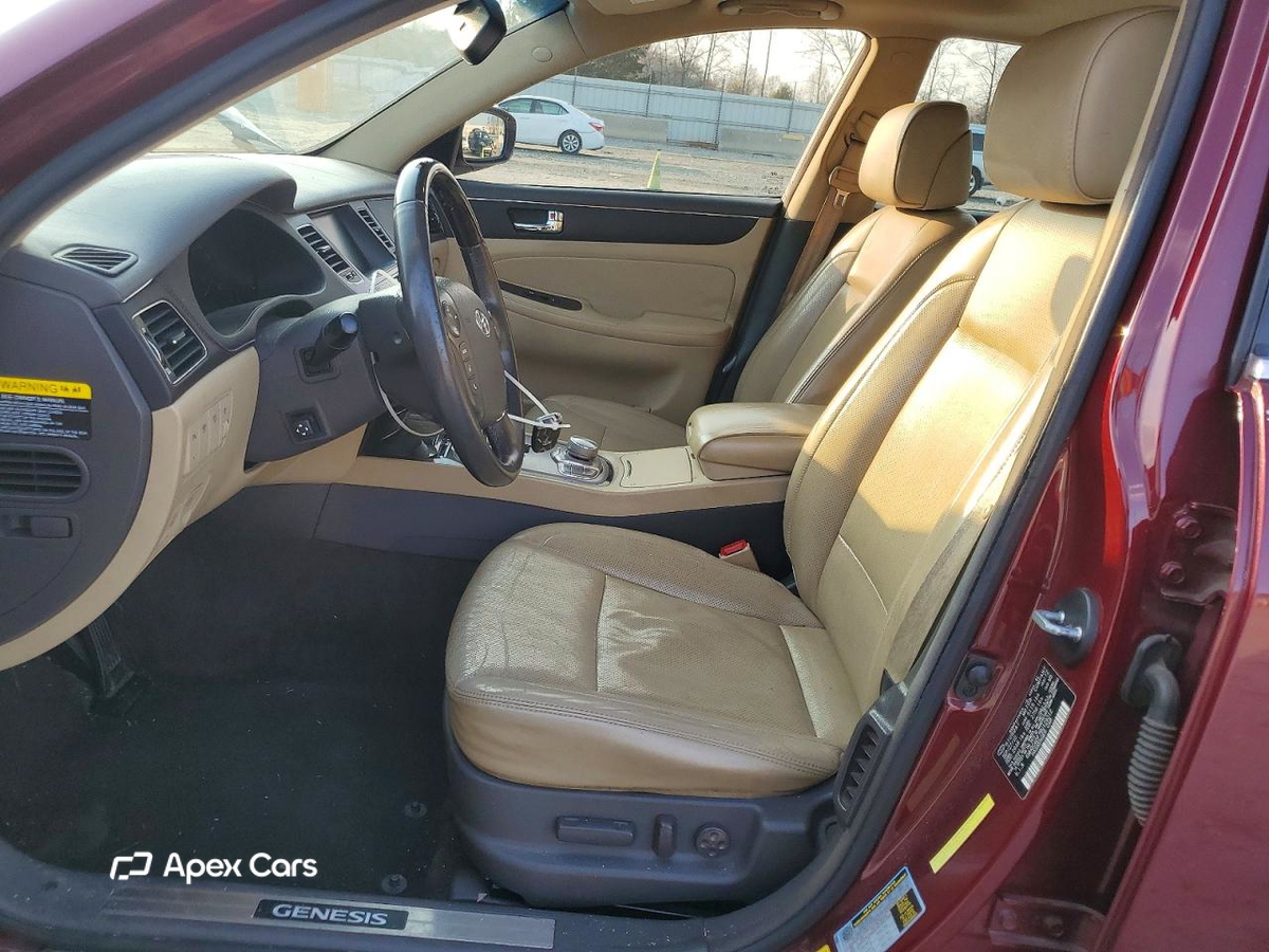 Hyundai Genesis 2011