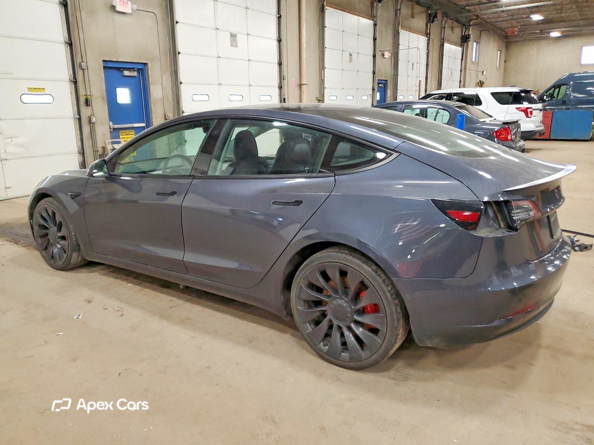 Tesla Model 3 2022