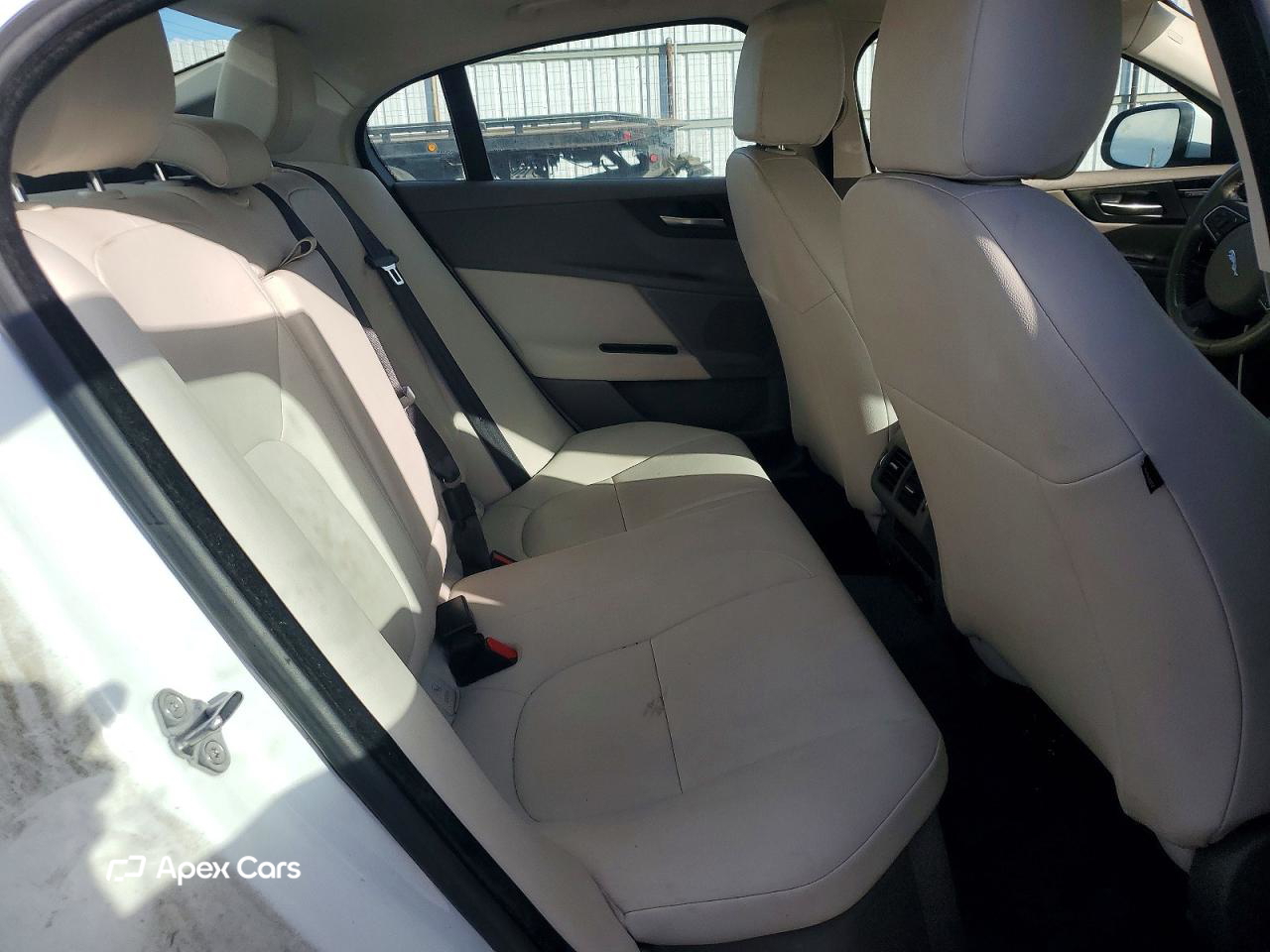 Jaguar XE 2017