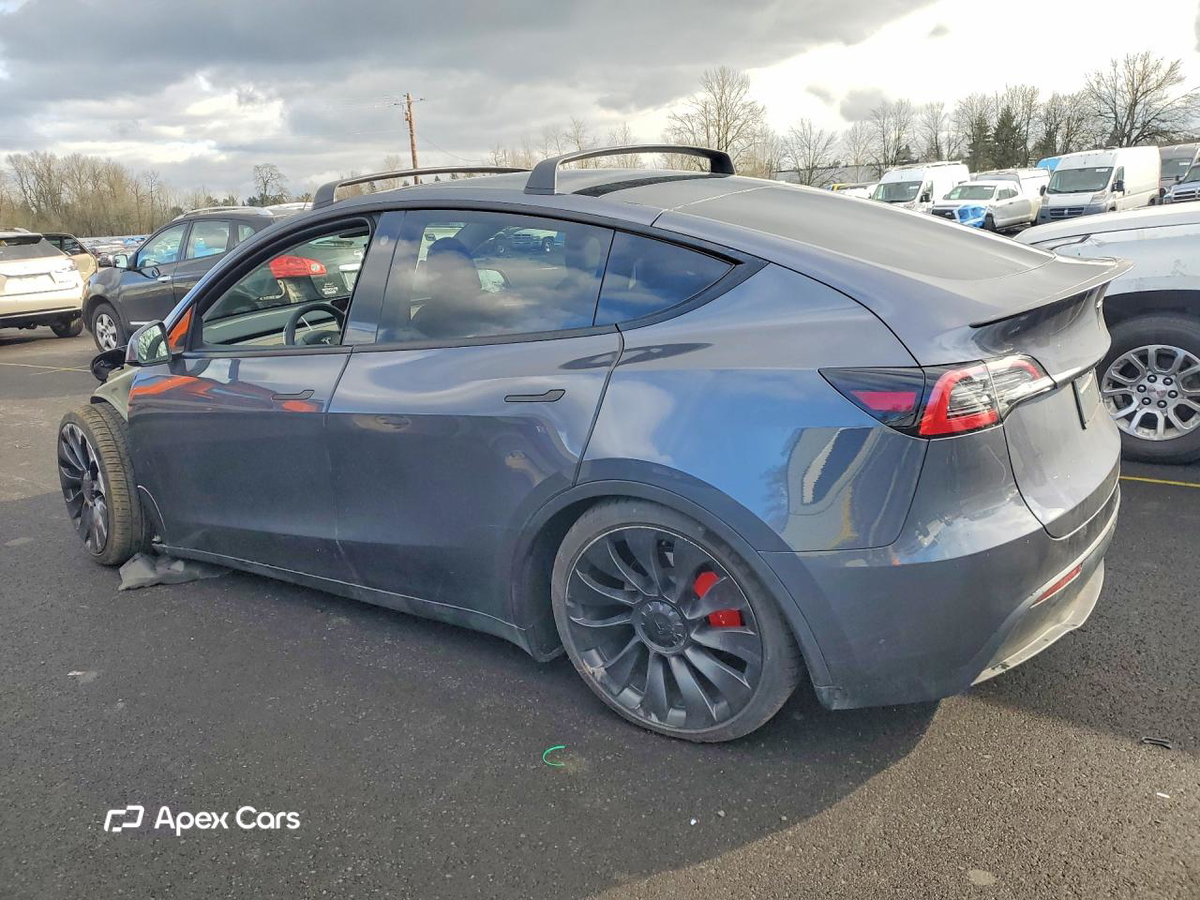 Tesla Model Y 2023