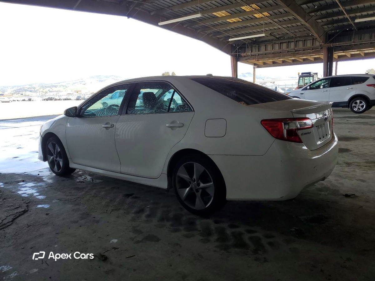 Toyota Camry 2012