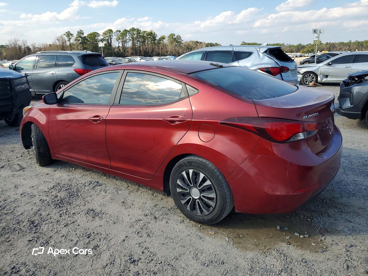 Hyundai Elantra 2016