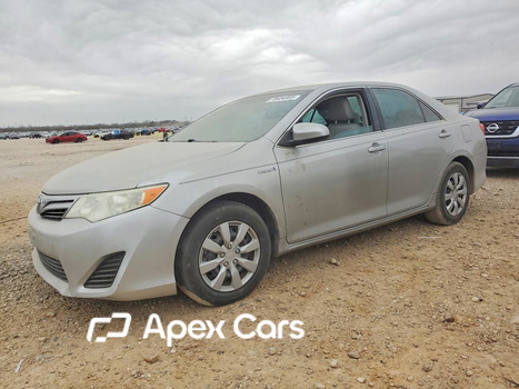 Toyota Camry 2012 - Image 1 of 12