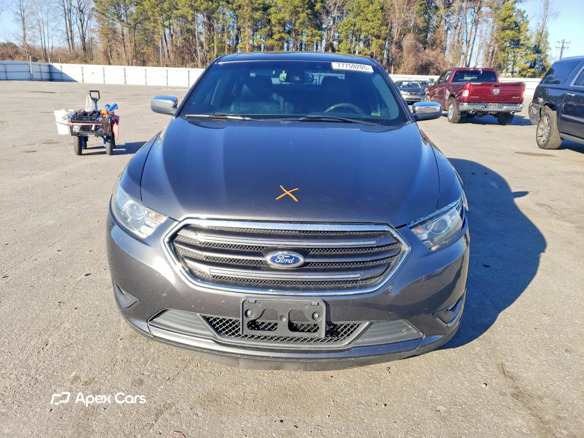 Ford Taurus 2015